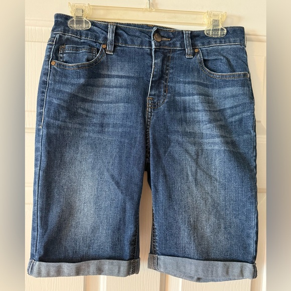d. jeans Pants - d. jeans Ladies denim shorts EUC